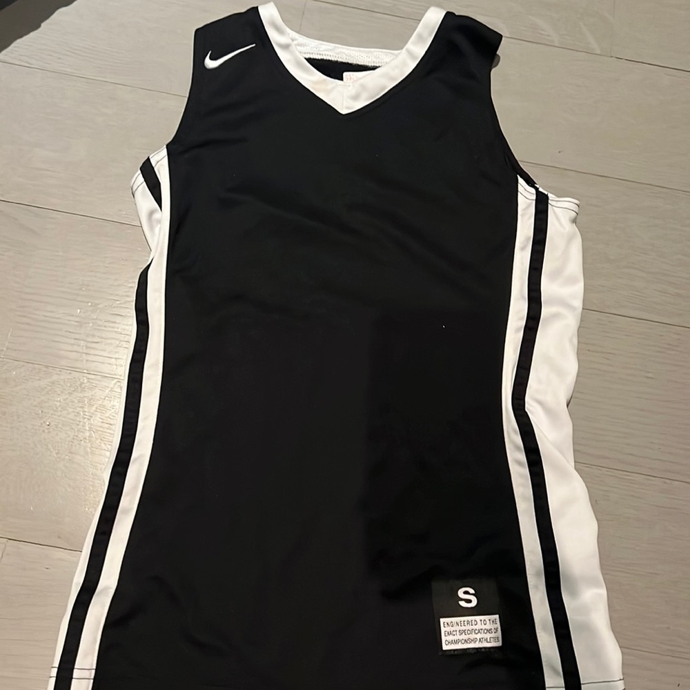 VINTAGE ATHLETIC TOP